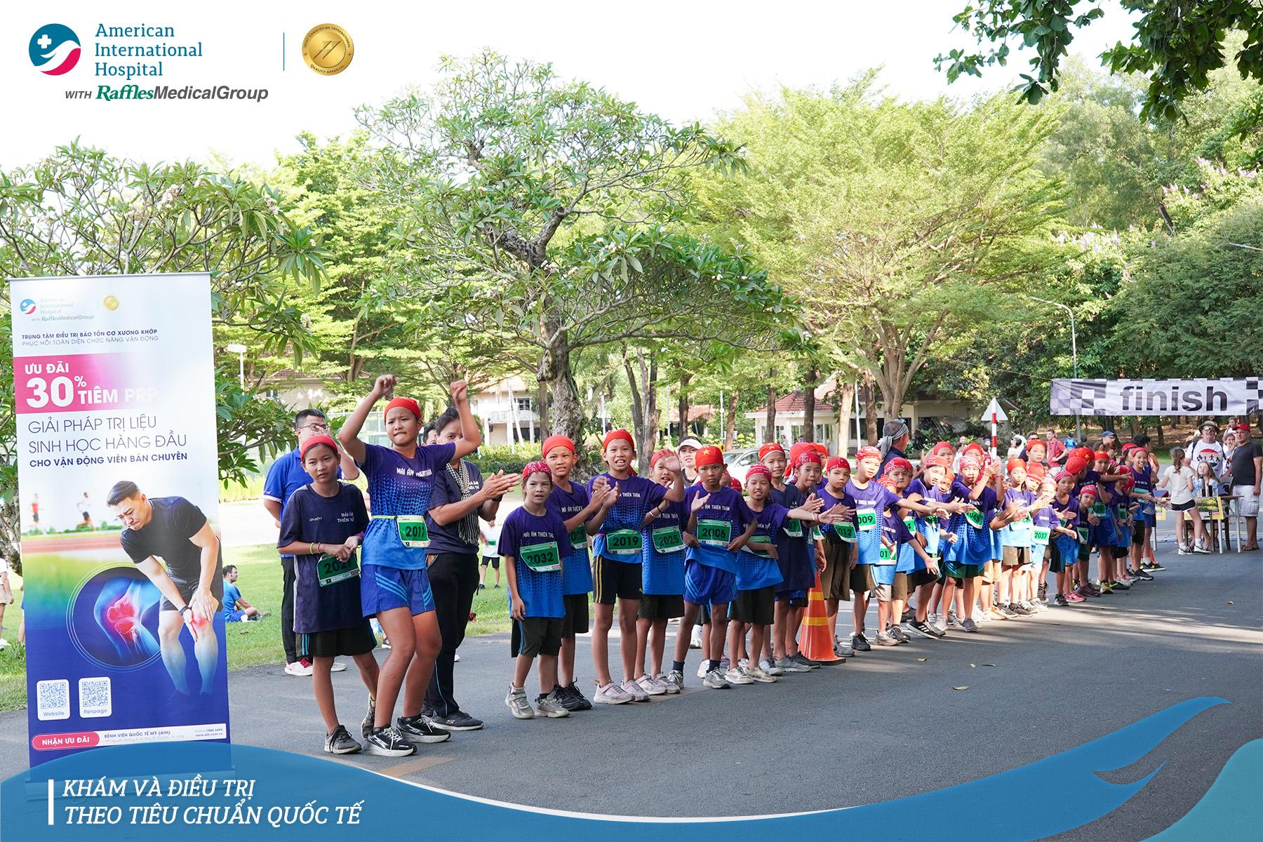 AMERICAN INTERNATIONAL HOSPITAL (AIH) PROVIDES MEDICAL SUPPORT FOR THE FOREST RUN – FUNDRAISING FOR QUE HUONG CHARITY CENTER