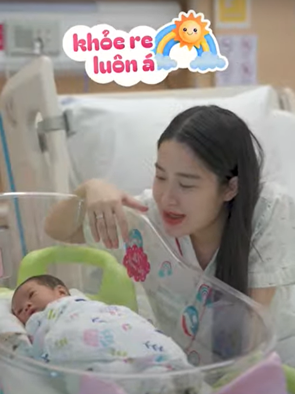 ĐI SINH NHƯ NGHỈ DƯỠNG CỦA GON PINK TẠI AIH